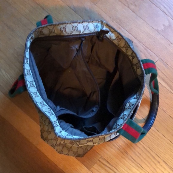 Gucci Bag! - Picture 9 of 12